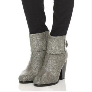 Rag & Bone Iron Classic Newbury Crackle Leather Zip Ankle Boots - Size 7 EU 37.5